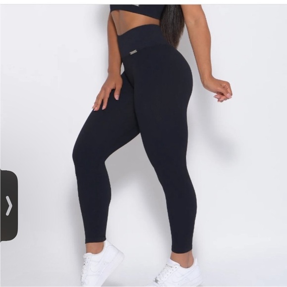 Bombshell Sportswear Inspired Seamless Leggings Black 94/6 - Picture 3 of 6